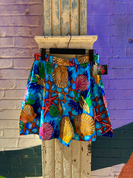 Vintage “Under the Sea” Shorts – Small/Medium