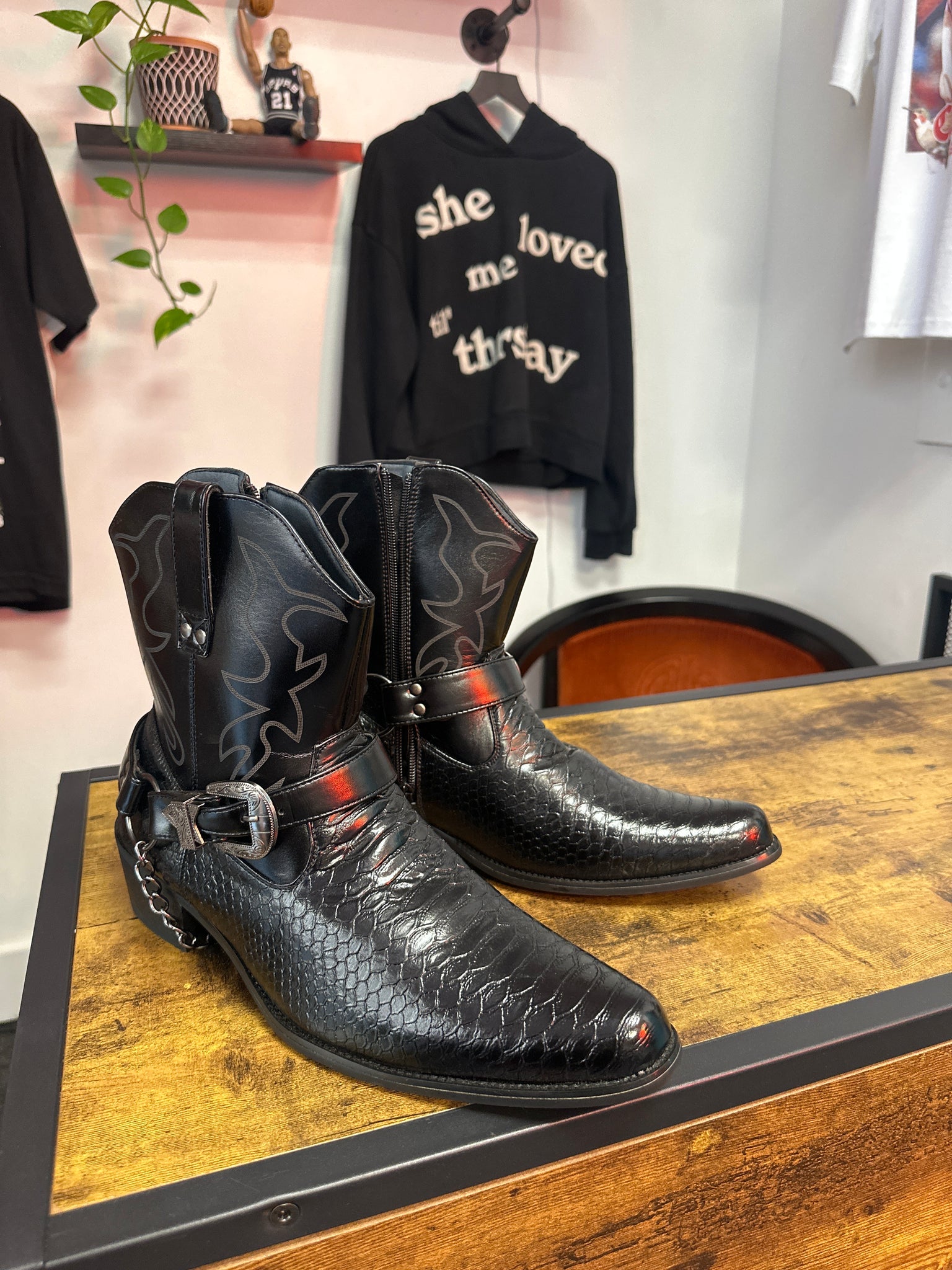 Western Cowboy Boots Side Zipper Size 9.5 Black