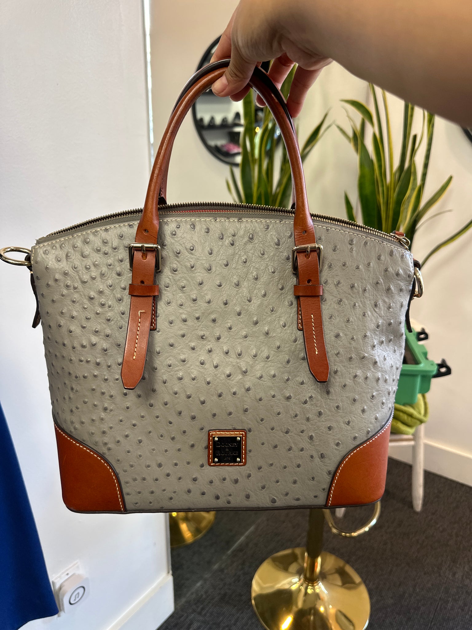 Barbra | Dooney & Bourke grey + brown