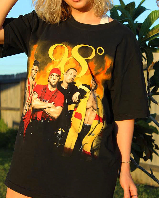 1998 98 Degrees T-shirt🔥 Size XL, measures 22 inches pit to pit and 30  inches collar to hem, $52 + $8 domestic shipping! Call ***-***-**** to  purchase or PayPa…